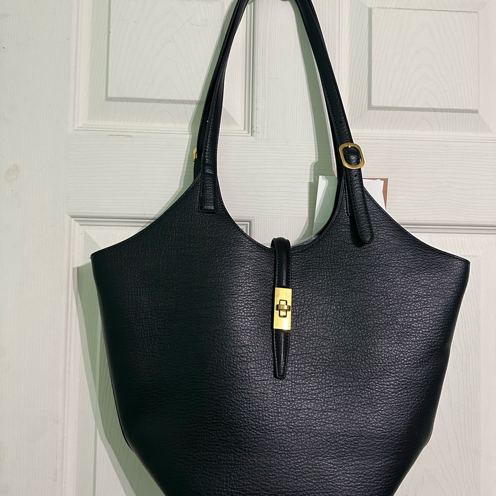 Elegant Black Leather Tote Bag